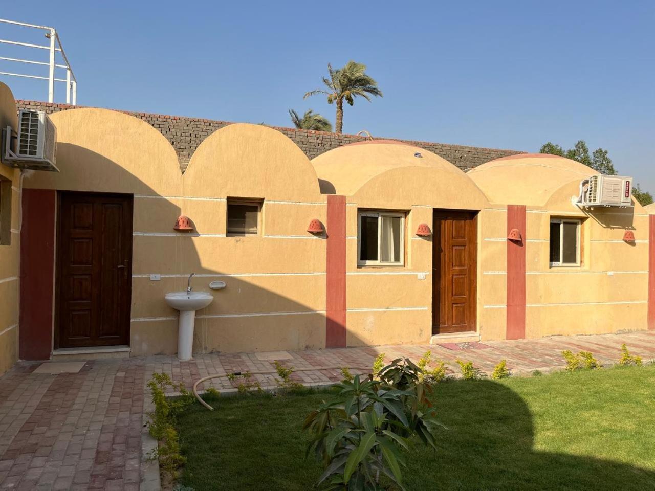 Sunset Guesthouse Abusir El Hawamdeya Exteriör bild