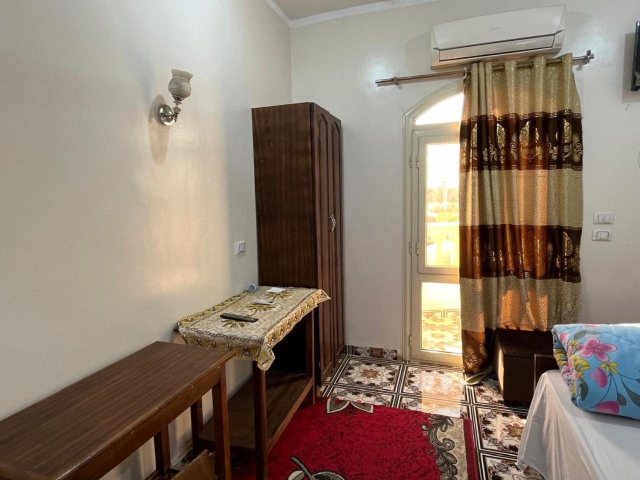 Sunset Guesthouse Abusir El Hawamdeya Exteriör bild